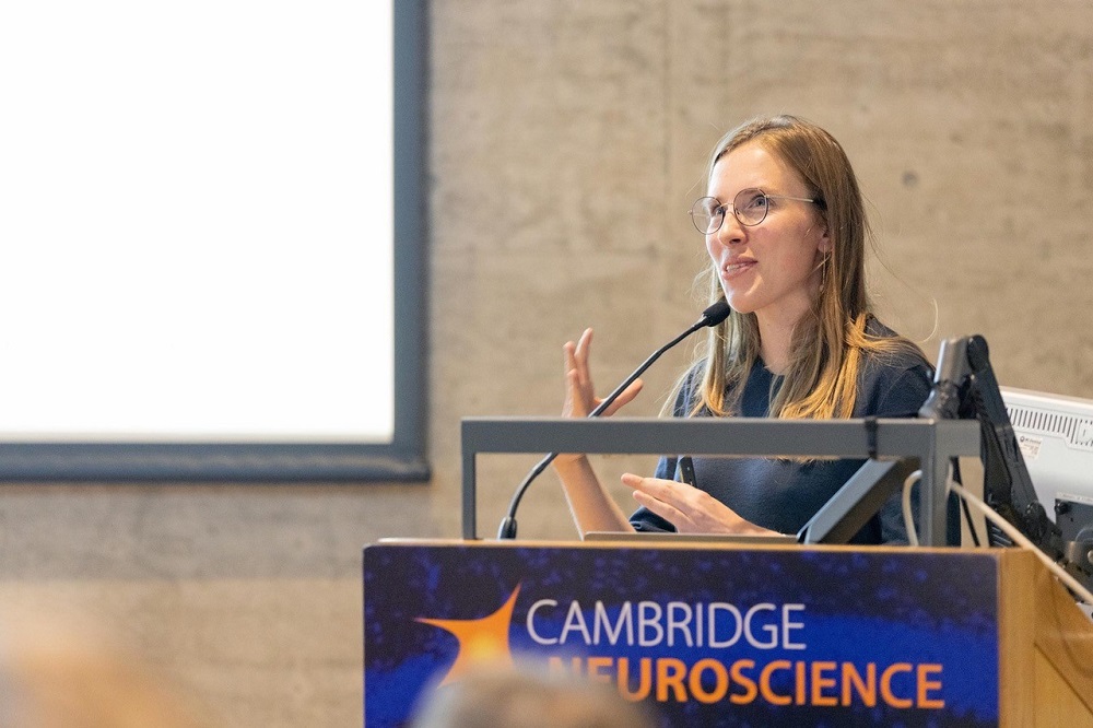 Amy speaking at a Cambridge Neuroscience event.