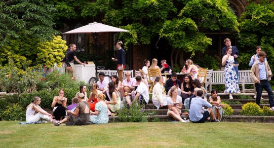 Graduates' garden party